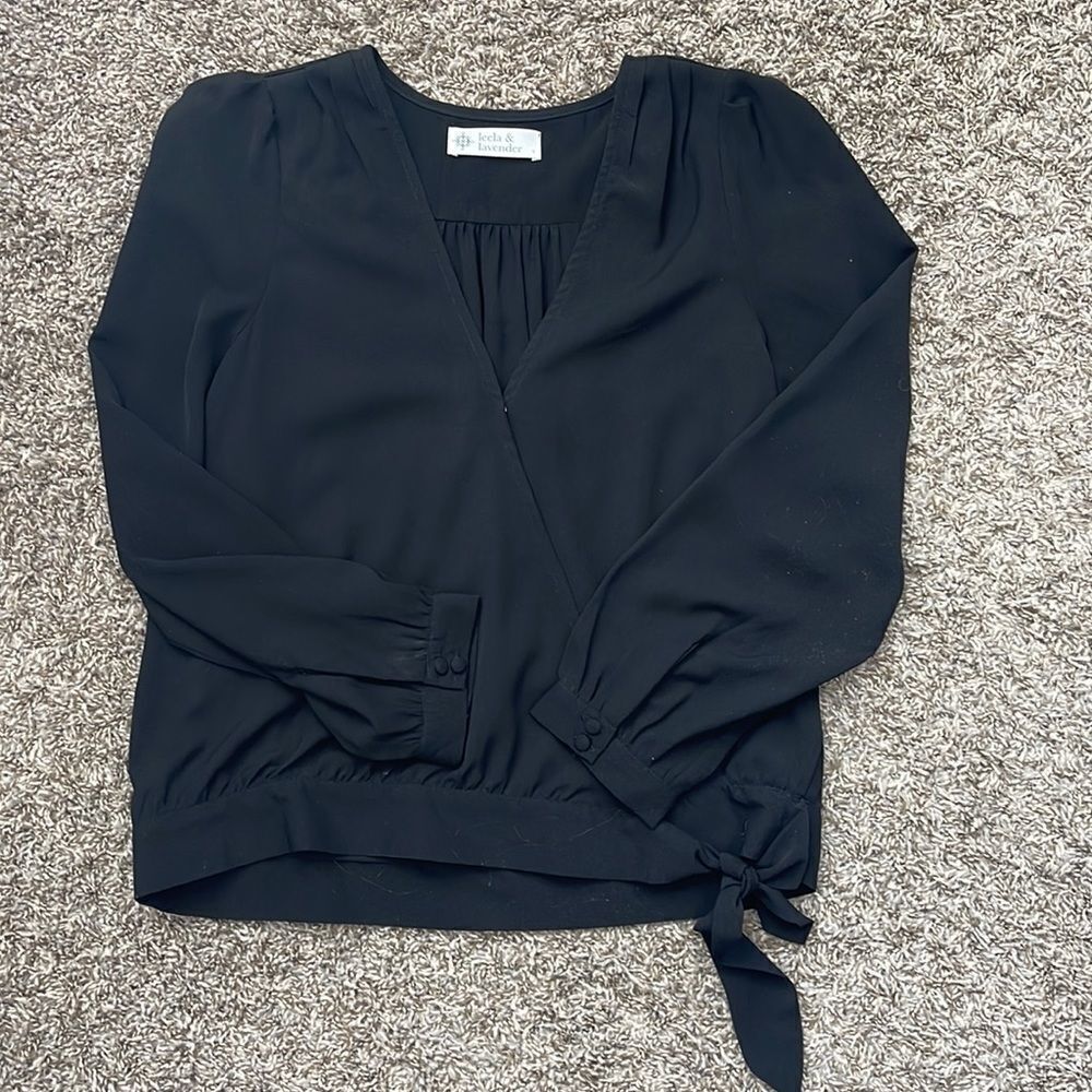 Cross wrap front blouse - Picture 3 of 3